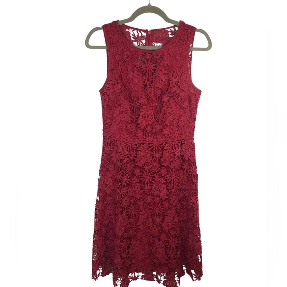 White House Black Market Elegant Lace Sleeveless Dress - Rosy Red